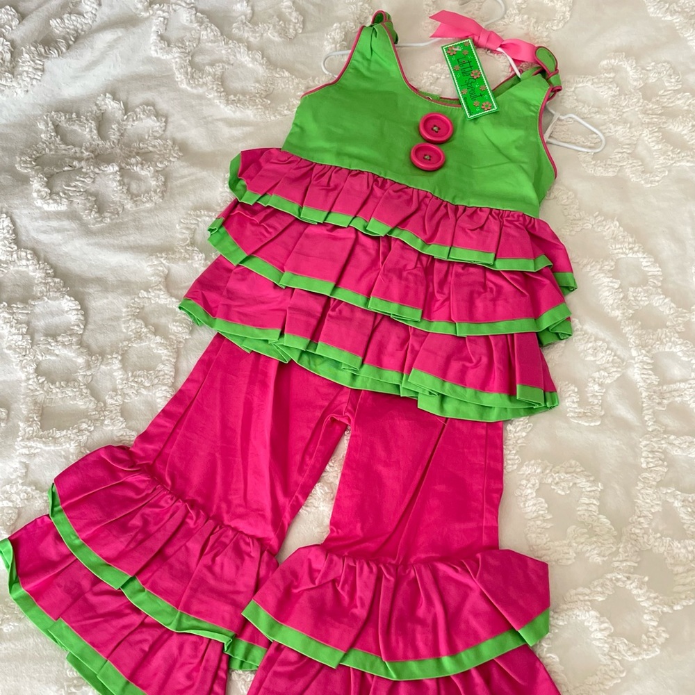 NWT Little Sprout by Mud Pie 2T-3T Ruffle Outfit
